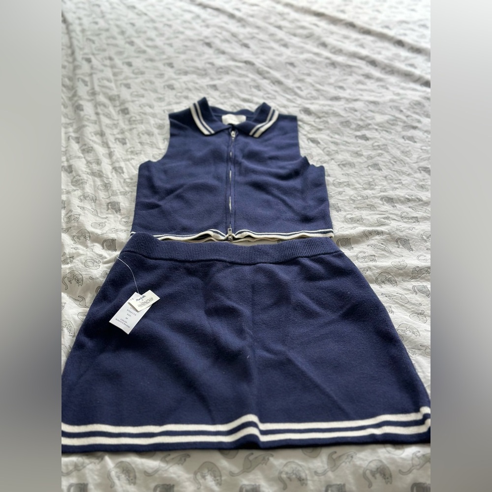 NAVY KNIT MINI SKIRT SET - Picture 2 of 5